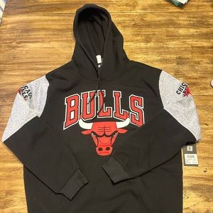 Chicago Bulls NBA Hoodie Large Black/Grey VHMD960F - NWT $75